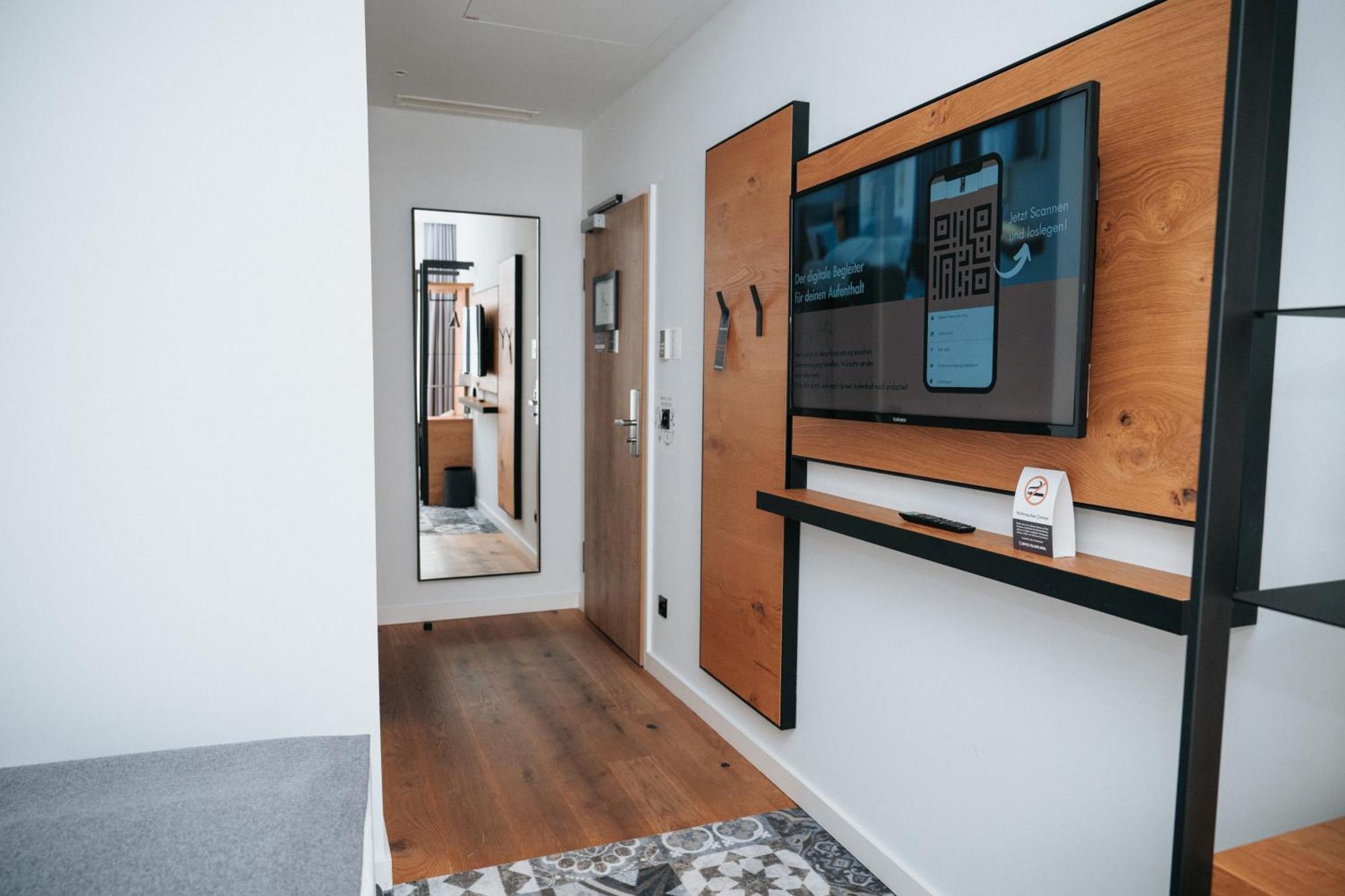 Superior Single Room,1681717977:JPEG